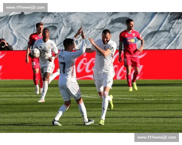 欧冠赛季回顾：关键战役分析与球队表现全解析